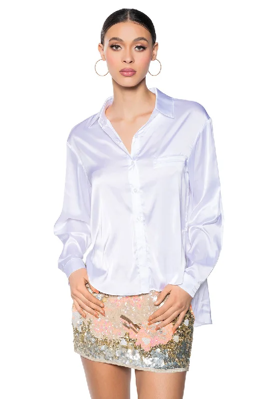 elegant women's topsSILKY SMOOTH BUTTON DOWN BLOUSE