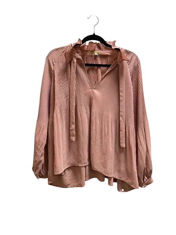 women's tops with cold-shoulder cuts and lace detailingTop Long Sleeve By Gianni Bini In Pink, Size: S