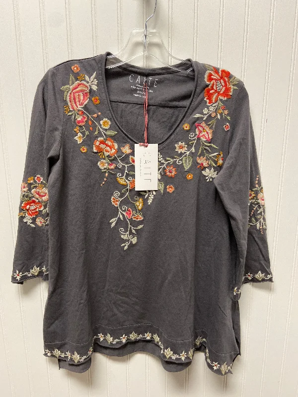 women's tops for those who want to add a touch of elegance and sophistication to their everyday wearTop Long Sleeve By Clothes Mentor In Grey, Size: S