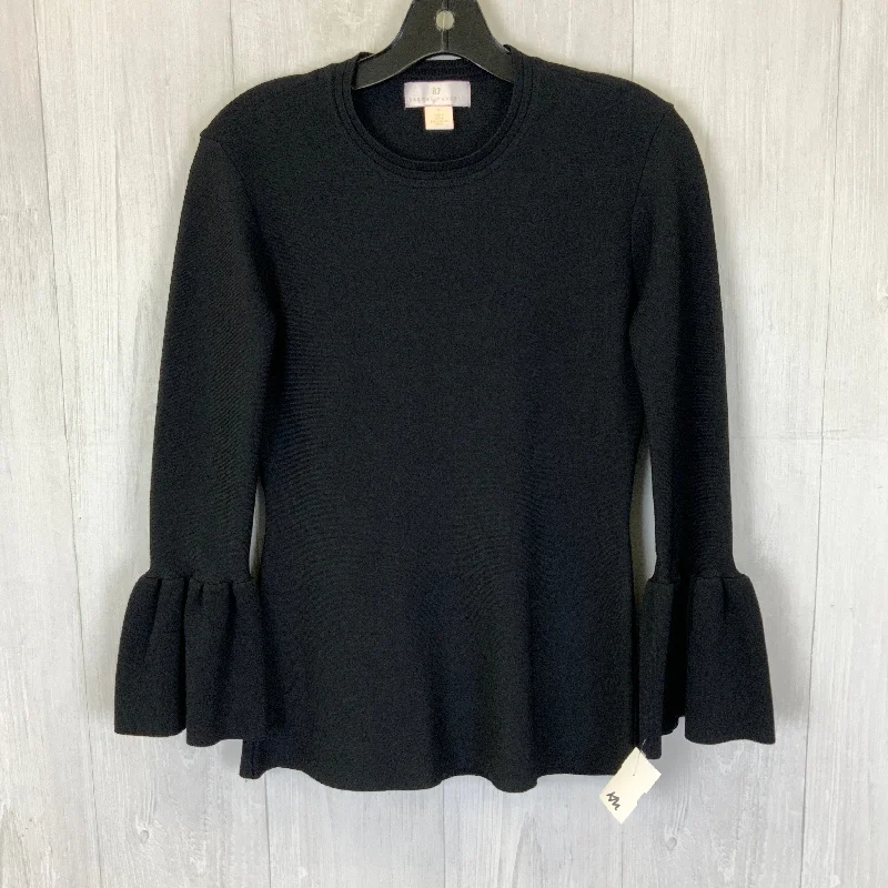 women's tops for those who want to wear pieces that are both comfortable and stylishTop Long Sleeve By Clothes Mentor In Black, Size: M