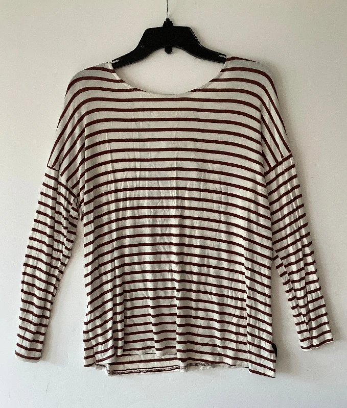 women's tops for those who want to add a pop of color to their outfitsTop Long Sleeve By White Birch In Striped Pattern, Size: Xl