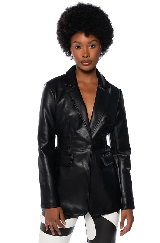 women's coats for those who value both style and comfortCLASSIC PLEATHER BLAZER