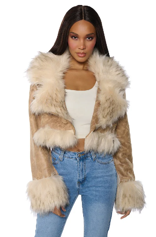 women's coats for those who value both style and comfortROWLAND DISTRESSED FAUX LEATHER MOTO WITH FUR COLLAR