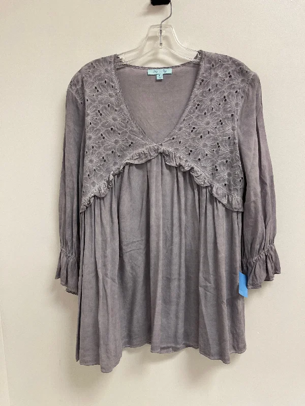 women's tops for those who want to elevate their everyday wear with chic and elegant piecesTop Long Sleeve By She + Sky In Purple, Size: L