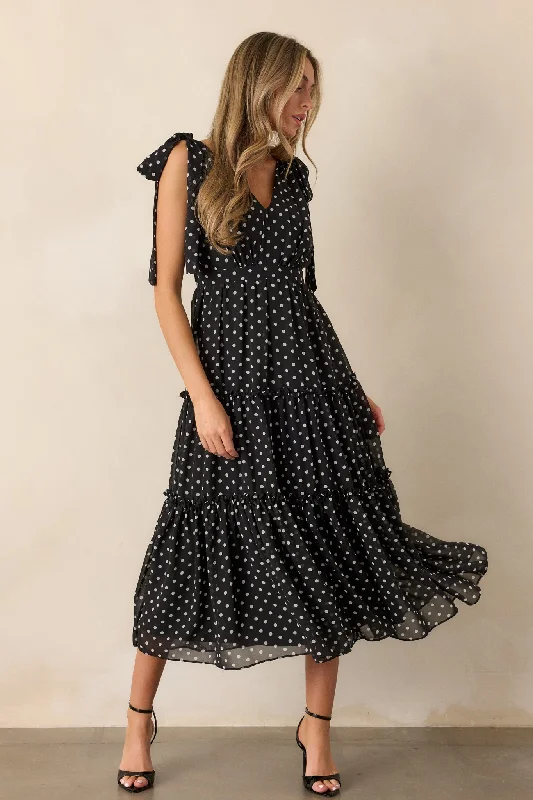 Sweetheart Neckline DressSavor The Moment Black Polka Dot Midi Dress