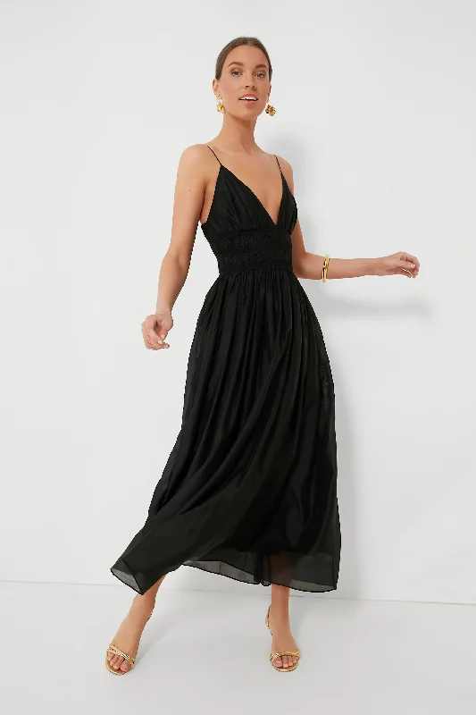 women's machine-washable dressesBlack Sleeveless V-Neck Maxi Dress