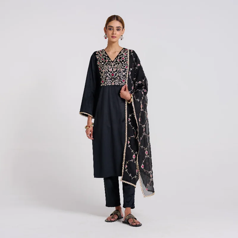 Black Embroidered Gulzaar Velvet Set with Dupatta