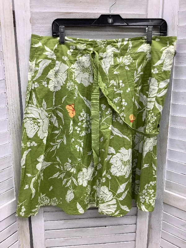 women's floral skirtsSkirt Mini & Short By Old Navy  Size: 12