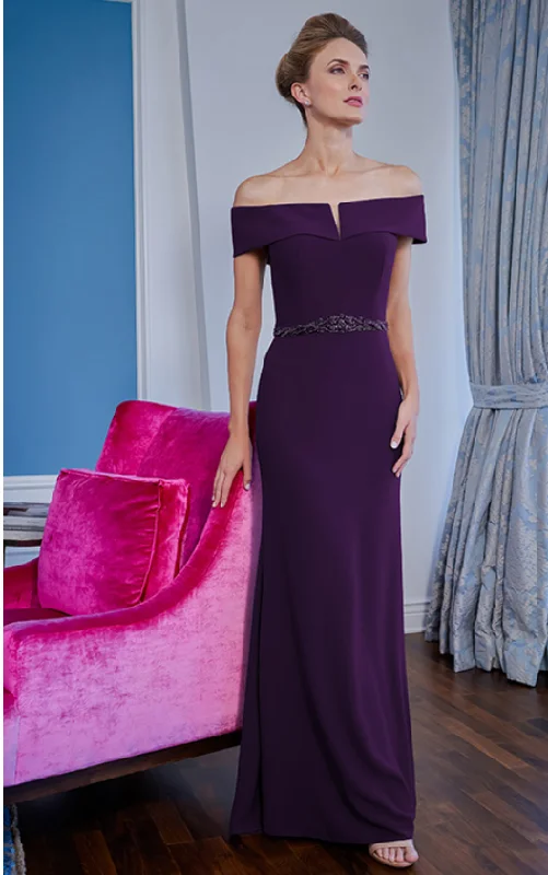 Velveteen DressJasminne Belted Beaded O/S Gown | Bordeaux