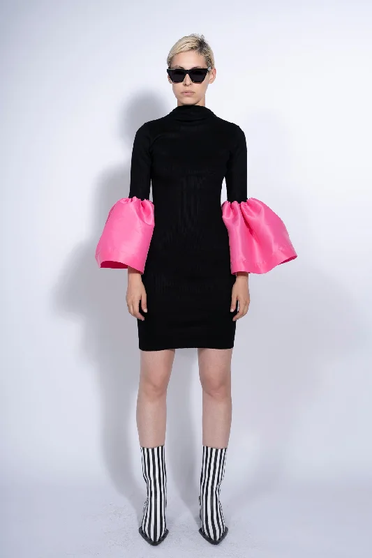 Ruffle DressBLACK AND PINK RIB DRESS WITH PUFF SLEEVES