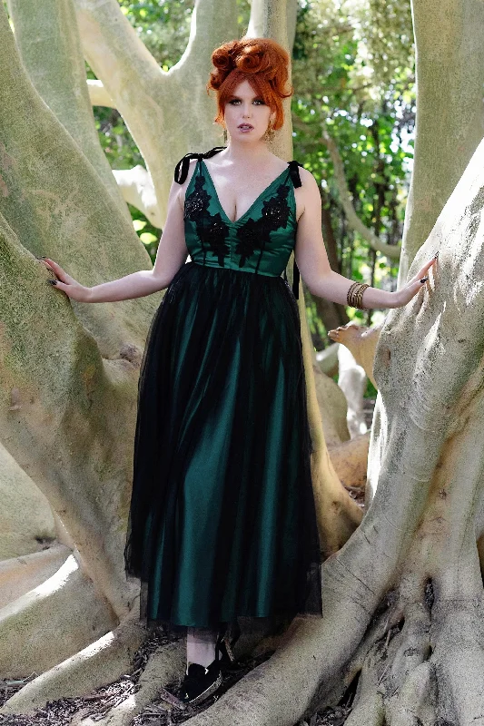 women's stretchy dressesForest Green Embellished Ribbon Gown