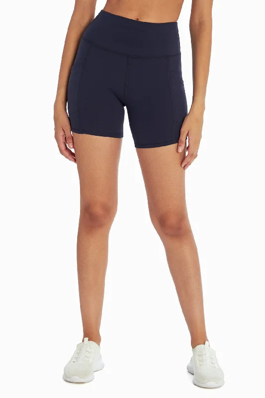 women's travel shortsLinnette Side Pocket Tummy Control Short