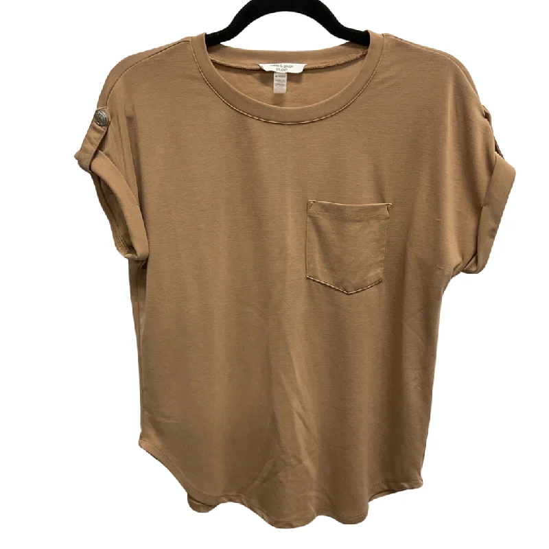 chic women's tops for everyday wearTop Short Sleeve Basic By Cable And Gauge In Beige, Size: Xs