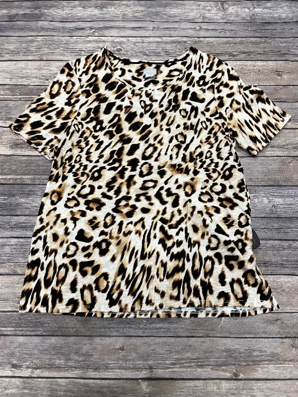 women's tops for picnics in the parkTop Short Sleeve By Chicos In Animal Print, Size: M