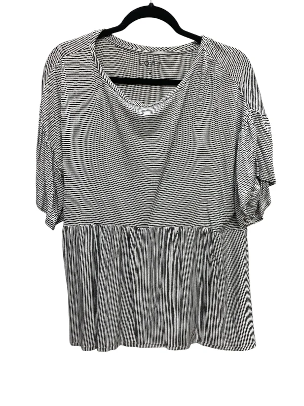 women's tops for relaxed weekendsTop Short Sleeve By Loft In Striped Pattern, Size: M