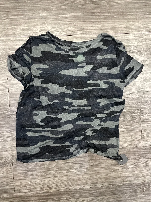 women's tops with cold-shoulder cuts and lace detailingTop Short Sleeve By Lucky Brand In Camouflage Print, Size: Xl