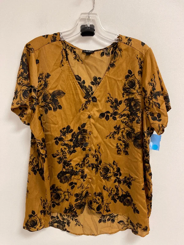 women's tops with cold-shoulder cutsTop Short Sleeve By Torrid In Gold, Size: 1x