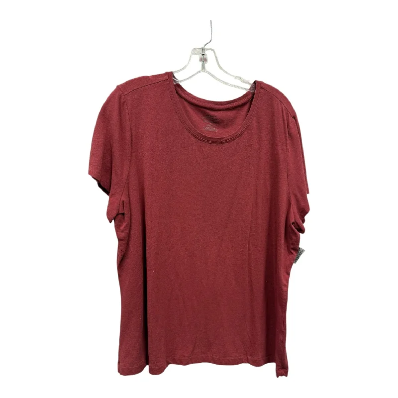 women's tops for those who want to create outfits that are both trendy and timelessTop Ss Basic By Banana Republic In Red, Size:1X